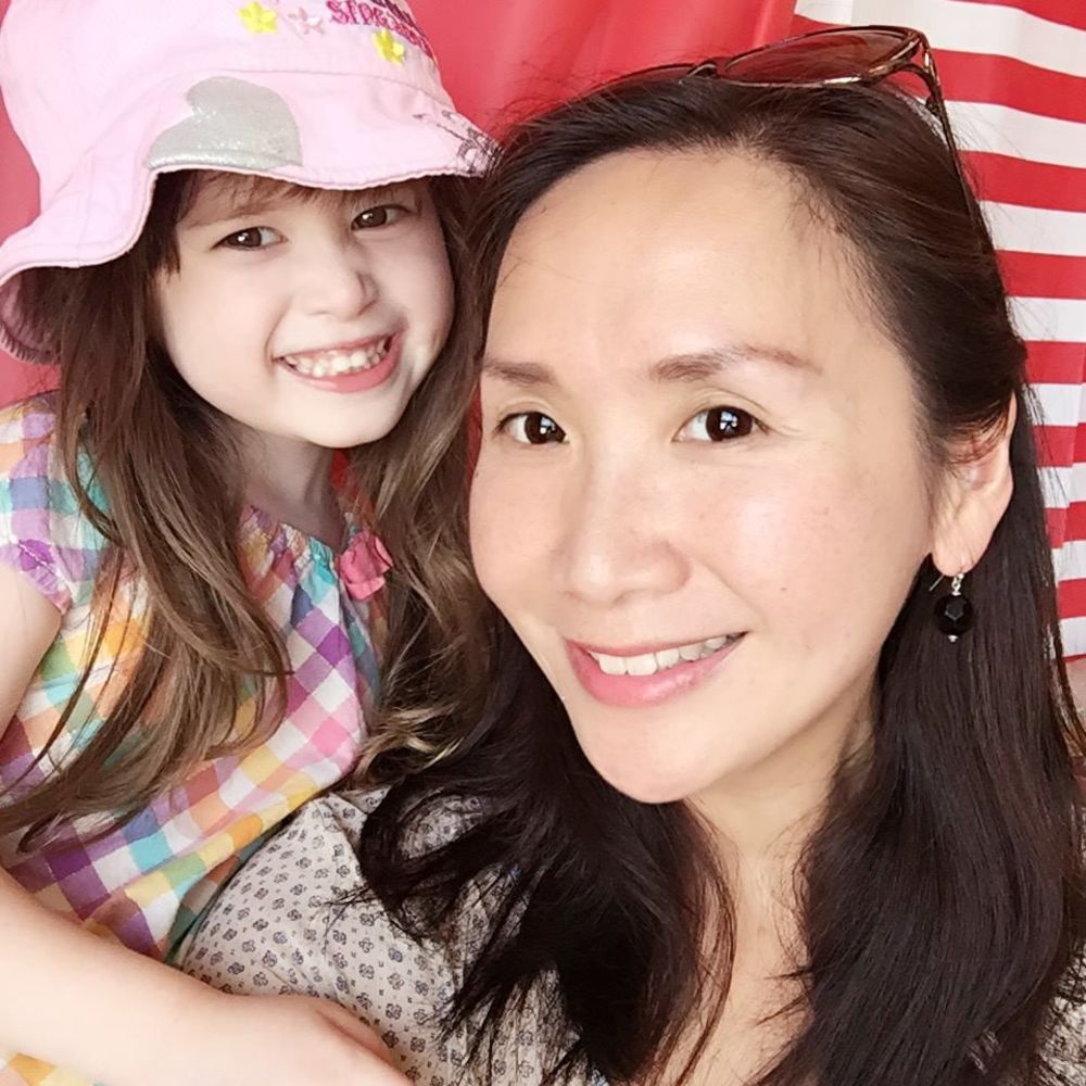 Meet your Posher, Dinah